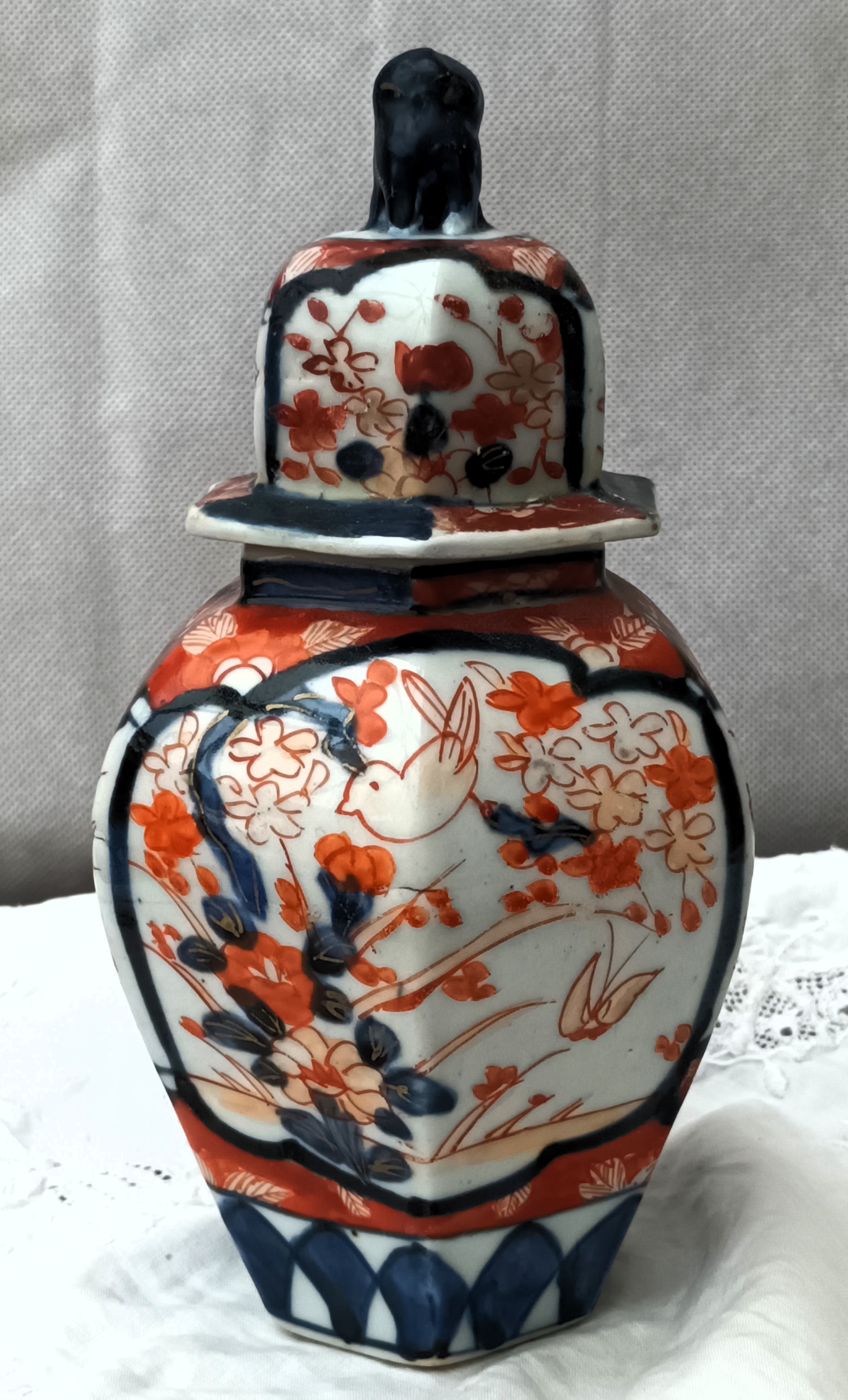 Antique Japanese Meiji Period Imari Porcelain Vase & Cover Antique Ceramics 3